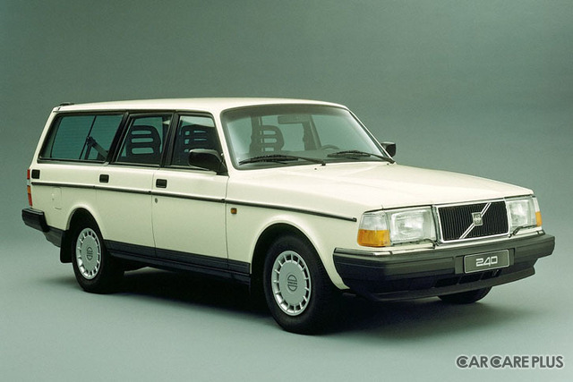 今なお“ワゴンの代名詞”として、根強い人気を誇る「240GL」