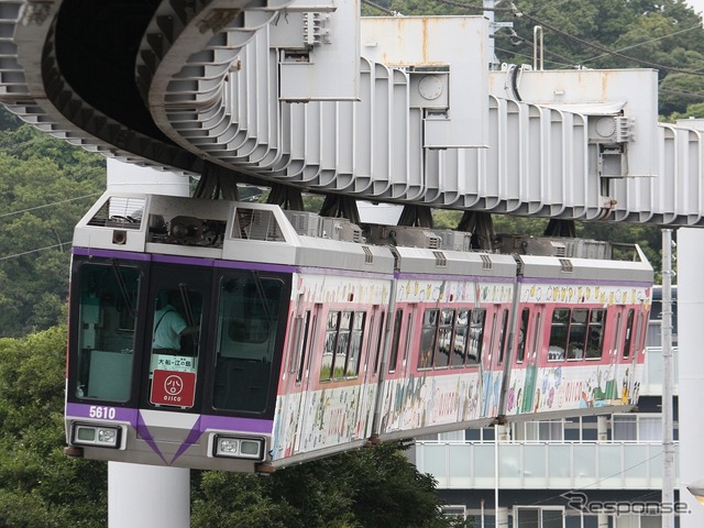「OJICOトレイン」は5000系の第5609編成(5609+5209+5610)を使用している。