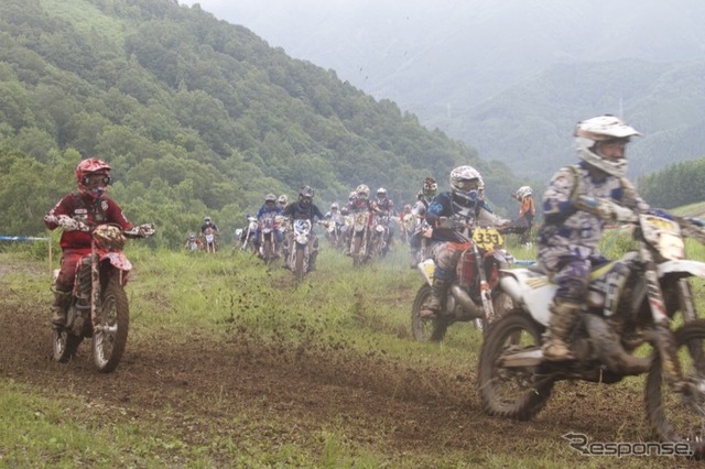 【JNCC第5戦】マディが続くJNCC、ドリーミンほおのきは登りが牙を剥いた［写真蔵］