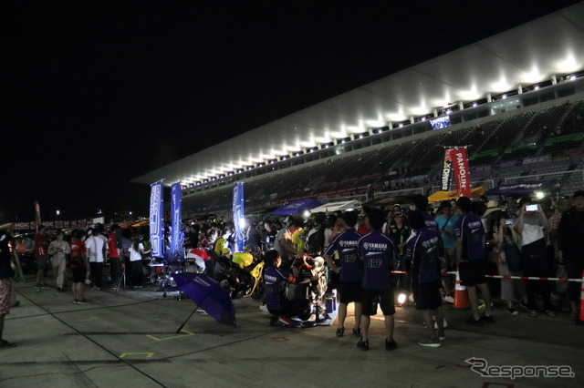 2017鈴鹿8耐 ナイトピットウォーク
