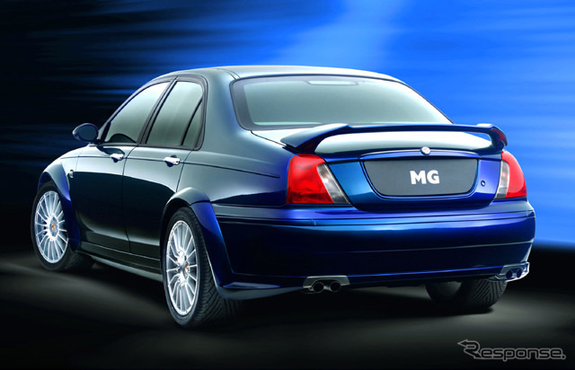 【フランクフルトショー2001出品車】5シーターのスーパーサルーンMG『ZT XPower385』