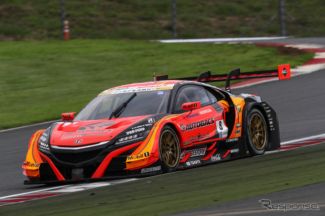 GT500クラスのポールを獲得した#8 ARTA NSX-GT。
