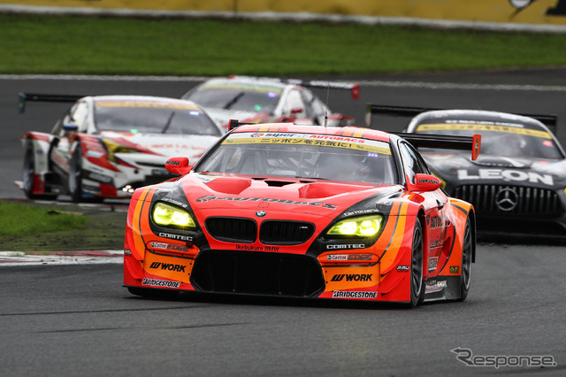 GT300クラスのポールを獲得した#55 ARTA BMW M6 GT3。