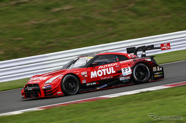 GT500クラス予選2位の#23 GT-R。