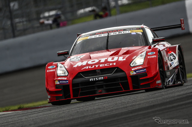決勝2位の#23 GT-R。