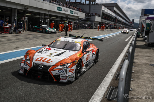 決勝4位の#36 LC500。