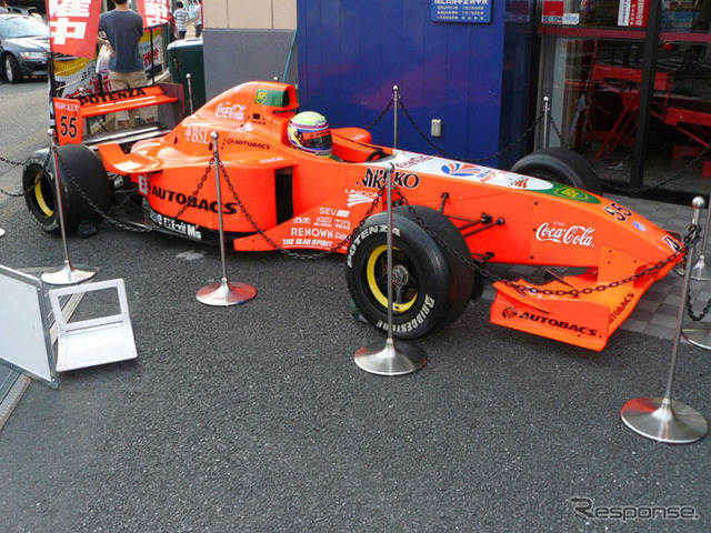 ARTA夏祭り…レースクイーンとドライバーの仲、ほんとうのところ