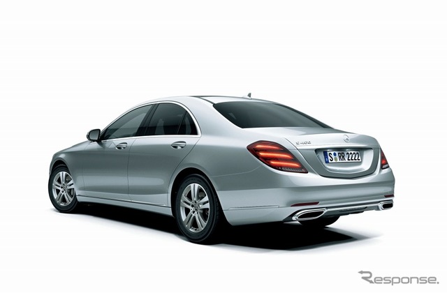 メルセデスベンツ S400リア