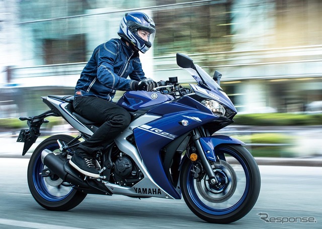 20代若者を中心に250ccスーパーバイクが売れているという。写真はヤマハ「YZF-R25」