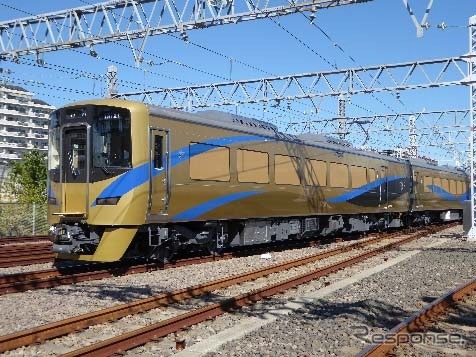 南海電鉄と泉北高速鉄道は『泉北ライナー』の増発にあわせて記念キャンペーンを行う。