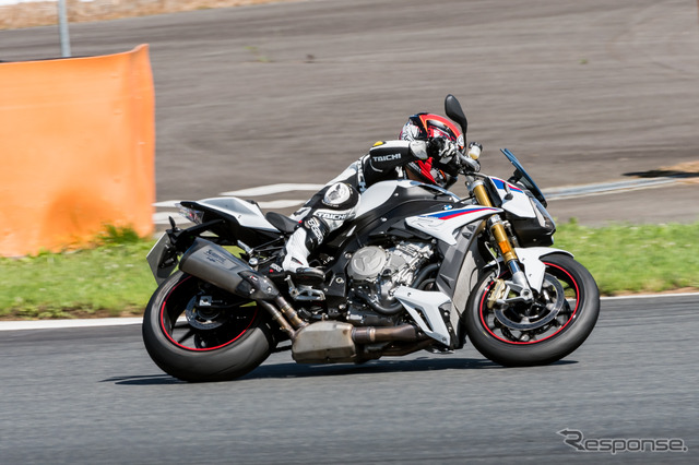 BMW S1000R