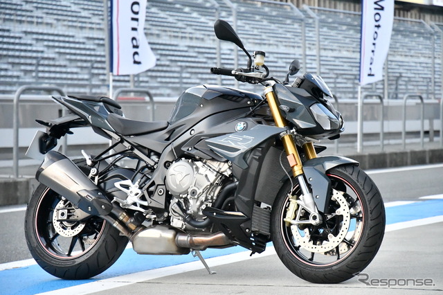 BMW S1000R