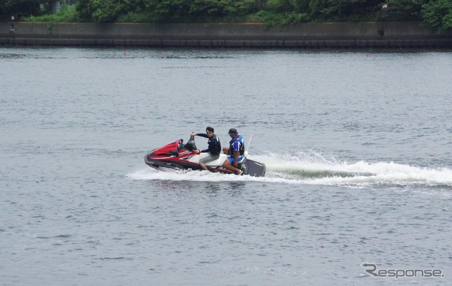 バイクジャーナリスト青木タカオが水上バイク免許取得に挑戦