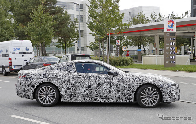 BMW 8シリーズ スクープ写真