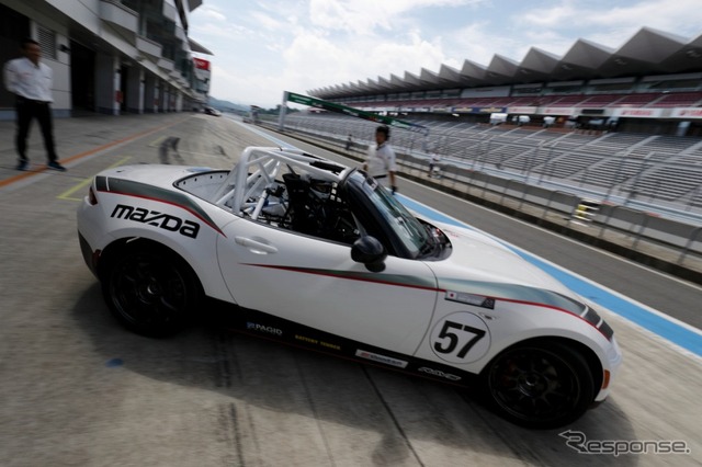 MX-5カップカー