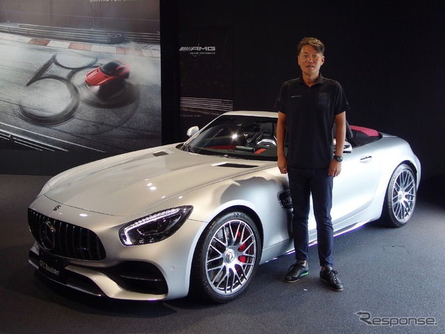 メルセデスAMG GT Cロードスターと上野社長