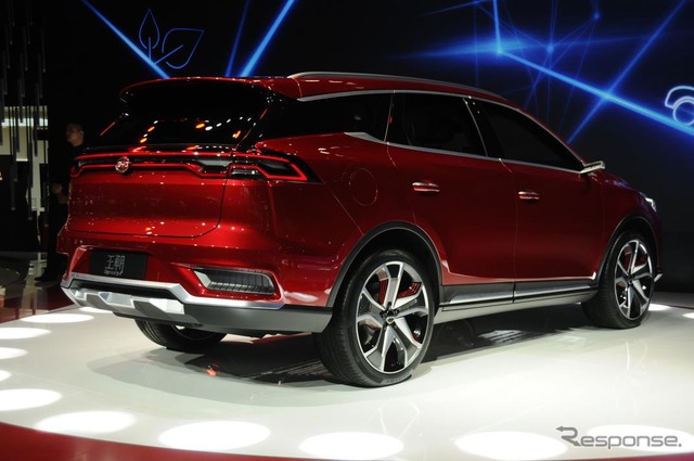 BYDの EVコンセプト ダイナスティ（中国名：王朝  上海モーターショー2017）