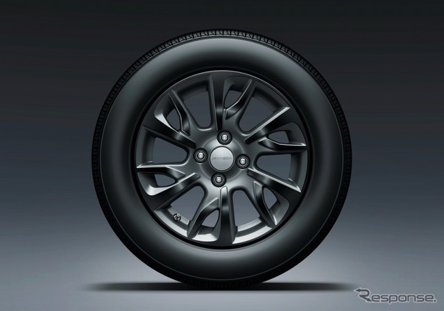 グロスブラック15インチアルミホイール&185/65R15 88Sタイヤ