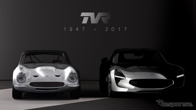 TVRの新型スポーツカー(右)
