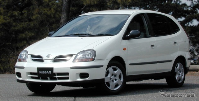 日産『ティーノ』、ヨーロッパデビューに向けて生産開始