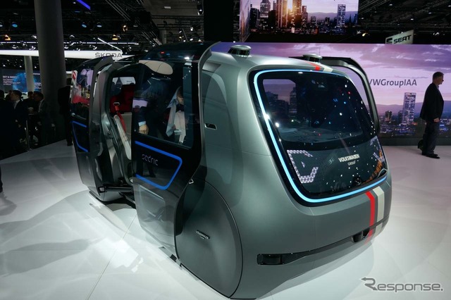 自動運転を実現するVWのコンセプトカー「Sedric(Self\driving car)」