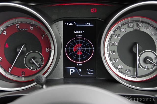 スズキ スイフトスポーツ 新型(AT車)