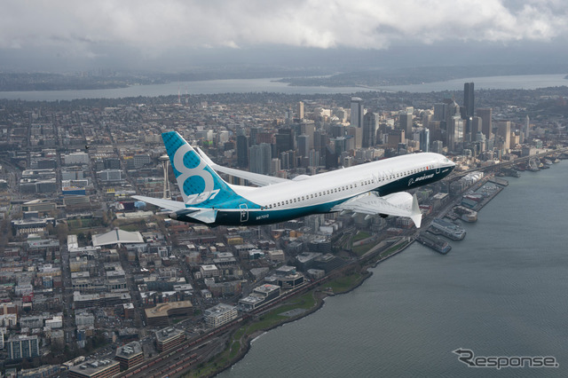 737MAX8初飛行（2016年1月29日）　(c) Boeing