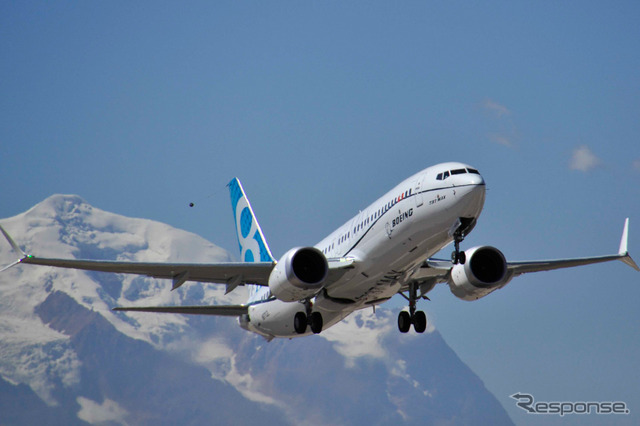 737MAX8　(c) Boeing