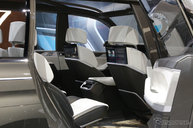 BMW コンセプトX7 iパフォーマンス(フランクフルトモーターショー2017)