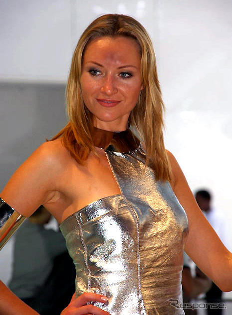 【フランクフルトモーターショー07】ラテン美女が何人も…コンパニオン写真蔵