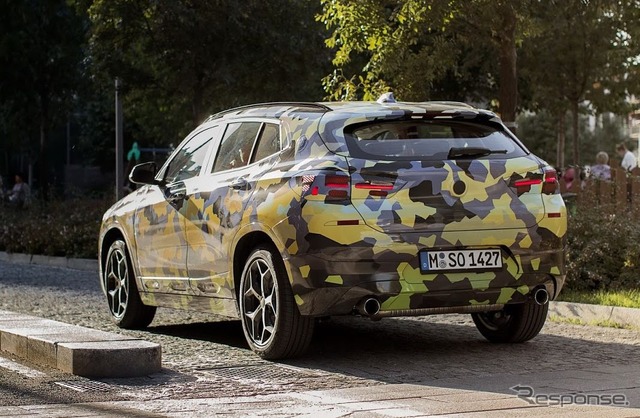 BMW X2 の最新プロトタイプ（イタリア・ミラノ）