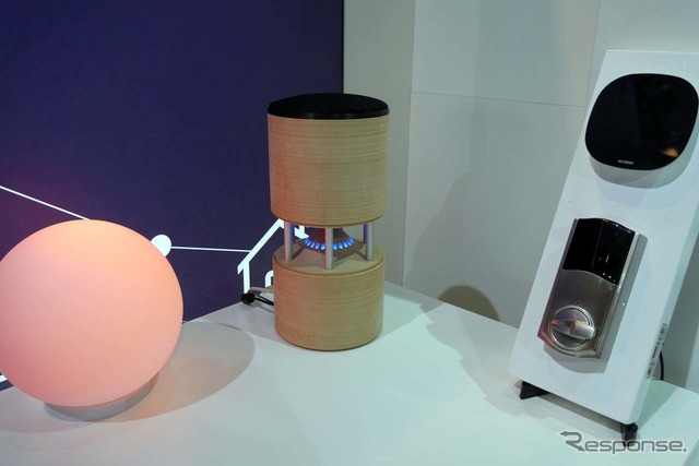 ニュアンス社は、音声認識システムをリビングで使うスマート(AI)スピーカーでも対応できるよう開発を進めている