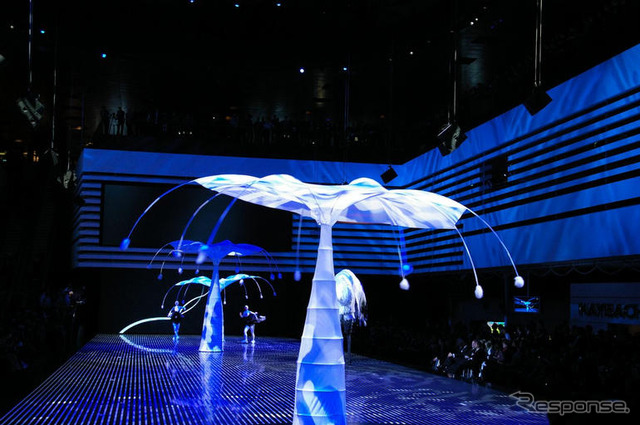 【フランクフルトモーターショー07】メルセデスベンツ “The Road to the Future” 写真蔵