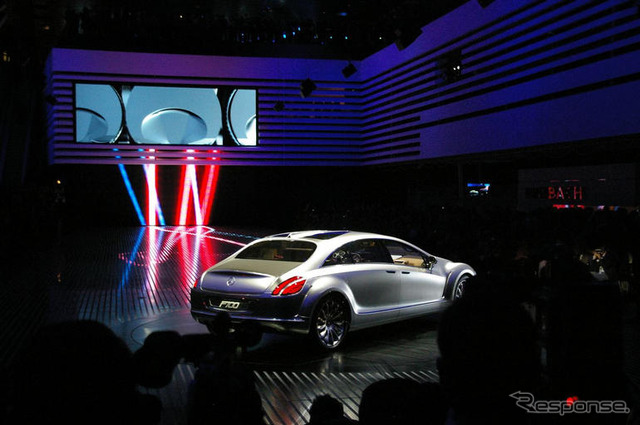【フランクフルトモーターショー07】メルセデスベンツ “The Road to the Future” 写真蔵