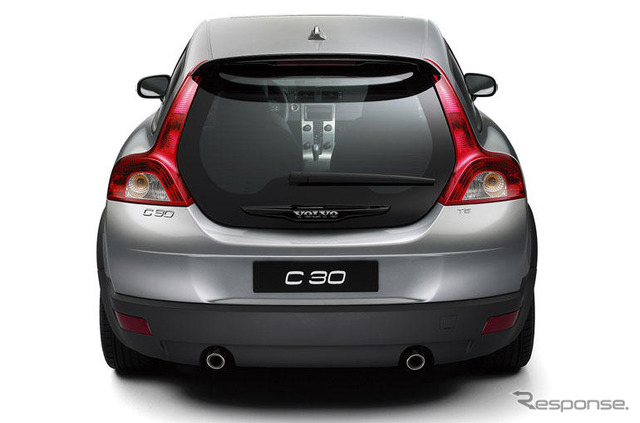 【ボルボ C30 登場】選ぶ楽しみの多いモデル