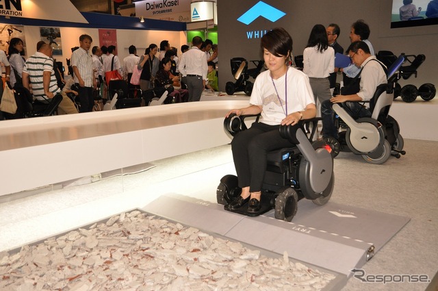 WHILL Model A(福祉機器展2017)