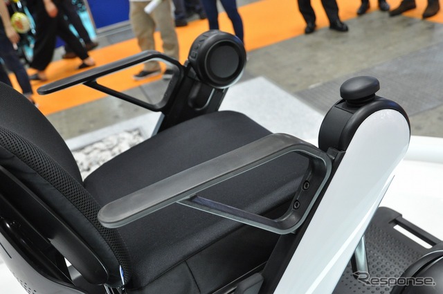 WHILL Model C(福祉機器展2017)