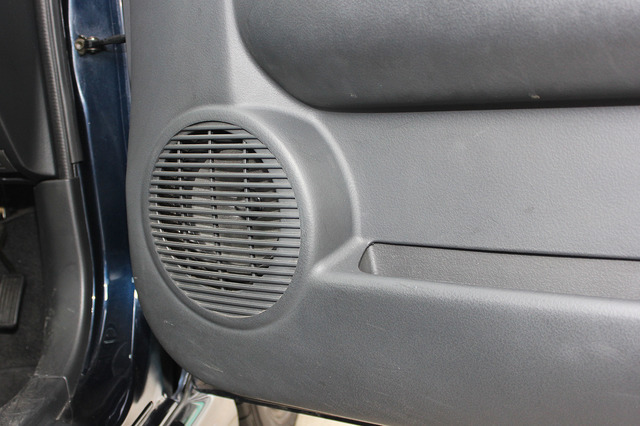 car audio newcomer! U-23 トヨタ bB(オーナー:岩光紗香さん) byリクロス 後編