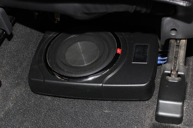 car audio newcomer! U-23 トヨタ bB(オーナー:岩光紗香さん) byリクロス 後編