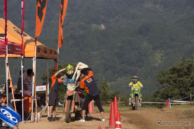 【JNCC 第7戦】シーサイドバレーのライディングを厳選［写真蔵］