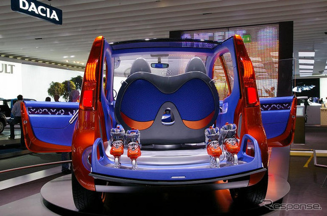 【フランクフルトモーターショー07】ルノー カングーコンパクト ローラー写真蔵