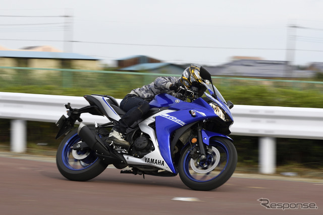 ヤマハ YZF-R25/ABS