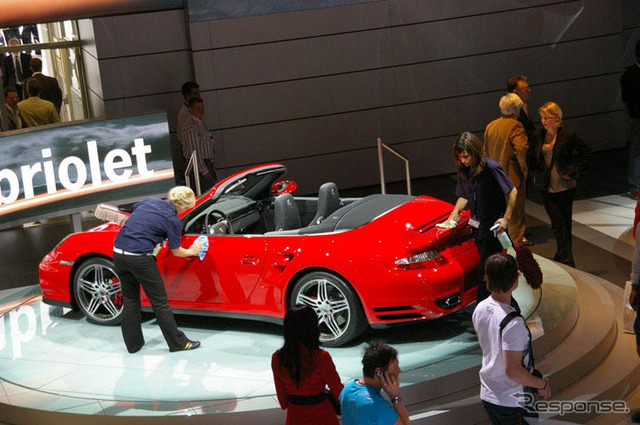 【フランクフルトモーターショー07】ポルシェ 911ターボカブリオレ と GT2