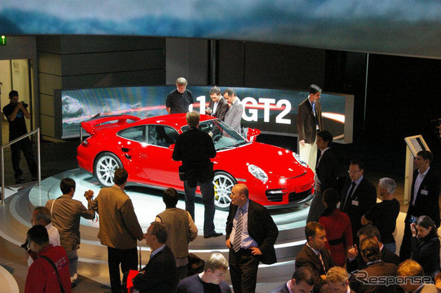 【フランクフルトモーターショー07】ポルシェ 911ターボカブリオレ と GT2