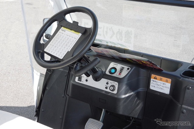 石川県輪島市でおこなわれている電動ゴルフカートを用いた自動運転の実証実験「WA-MO(ワーモ)」。