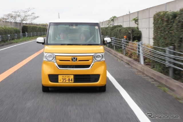 ホンダ N-BOX ホンダアクセス純正アクセサリー装着車(北欧スタイルコレクション)