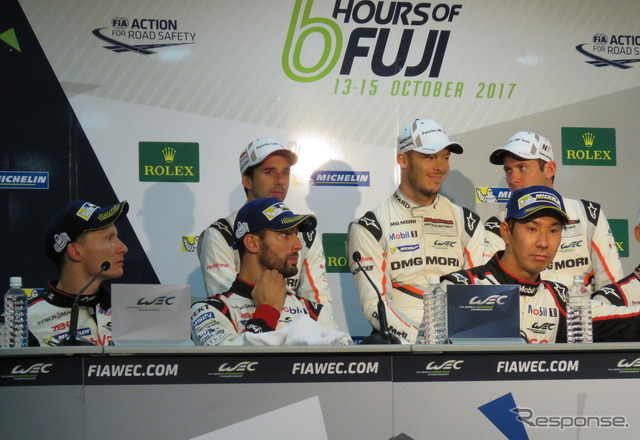 小林可夢偉(前列右)らの#7 トヨタが2位に入り、トヨタは母国戦1-2を達成。