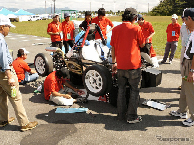 全日本学生フォーミュラ…マシンの進歩に体力が追いつかない