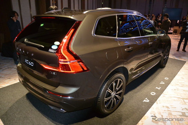 ボルボXC60新型発表会