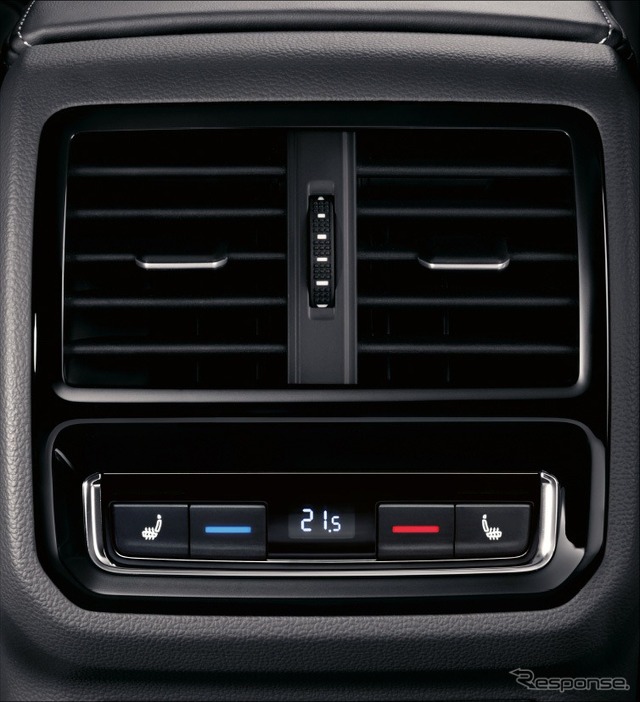 VW アルテオン3ゾーンフルオートエアコンディショナー/アレルゲン除去機能付きフレッシュエアフィルター(後席操作パネル)